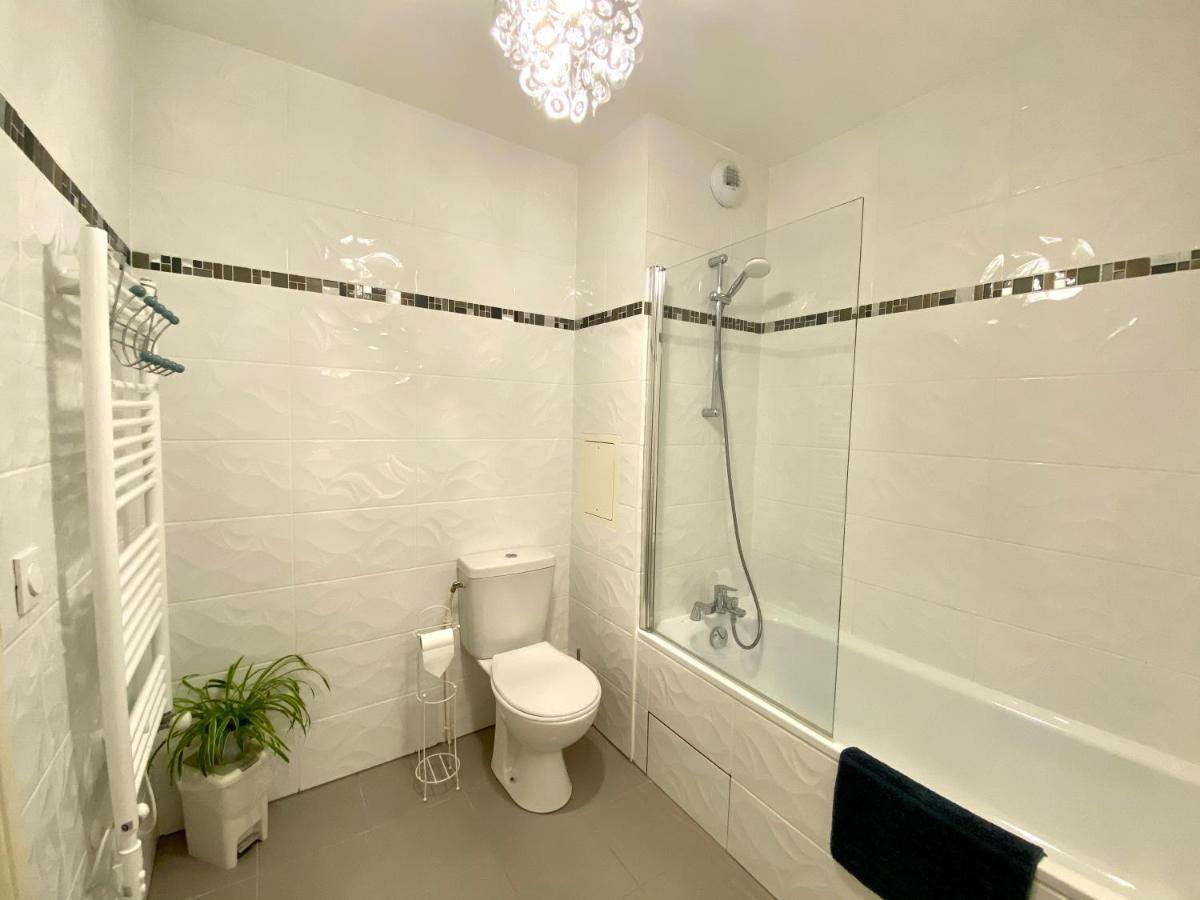 Swann Disney Appartement Монтеврен Екстериор снимка
