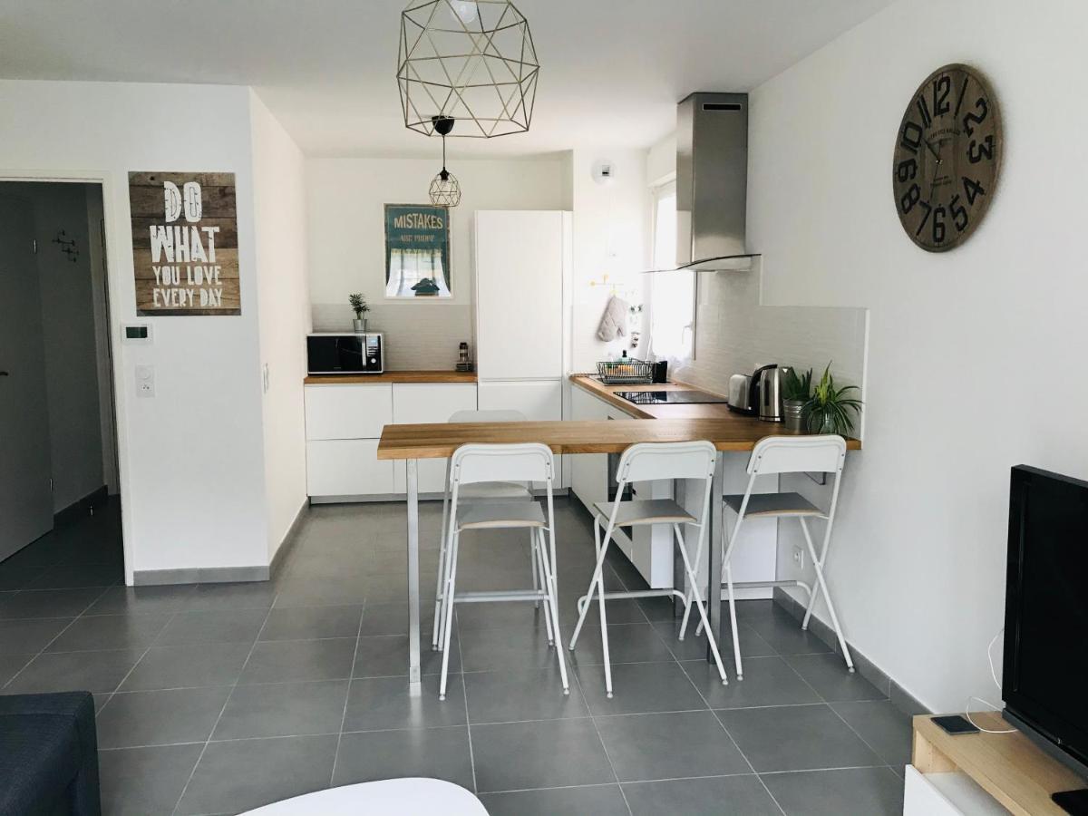 Swann Disney Appartement Монтеврен Екстериор снимка