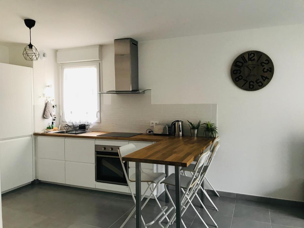 Swann Disney Appartement Монтеврен Екстериор снимка