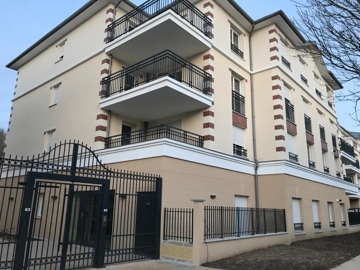 Swann Disney Appartement Монтеврен Екстериор снимка